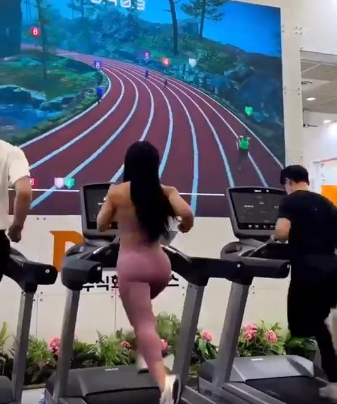 Voir son avatar courir en temps réel avec le tapis de course runBEAT